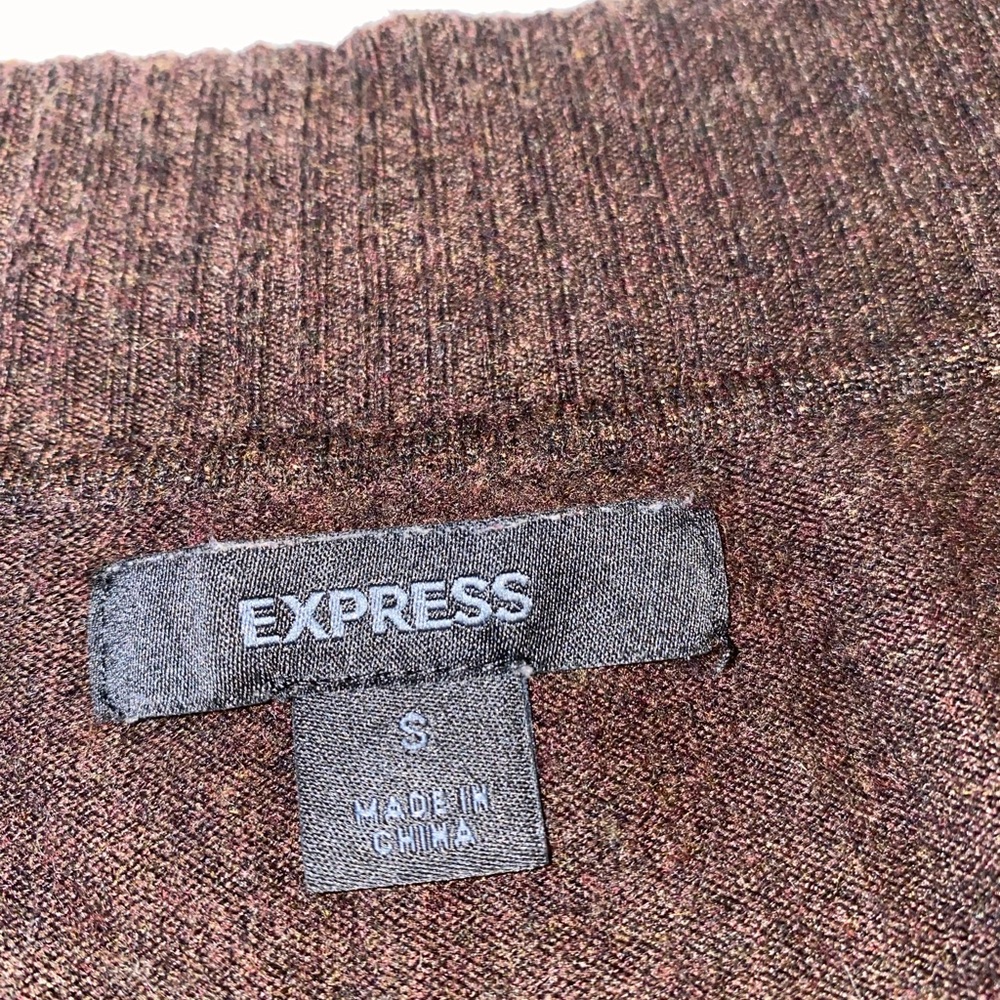 Express Chocolate V-Neck Women's Sweater - Picture 11 of 13